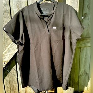 COPY - Figs scrub top